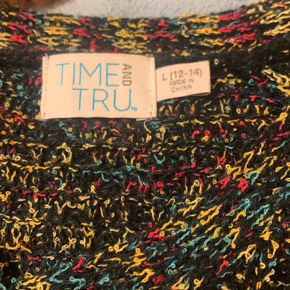 Multi color new sweater - Picture 3 of 4